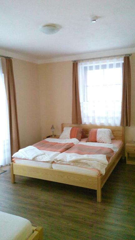 Lucie Apartment